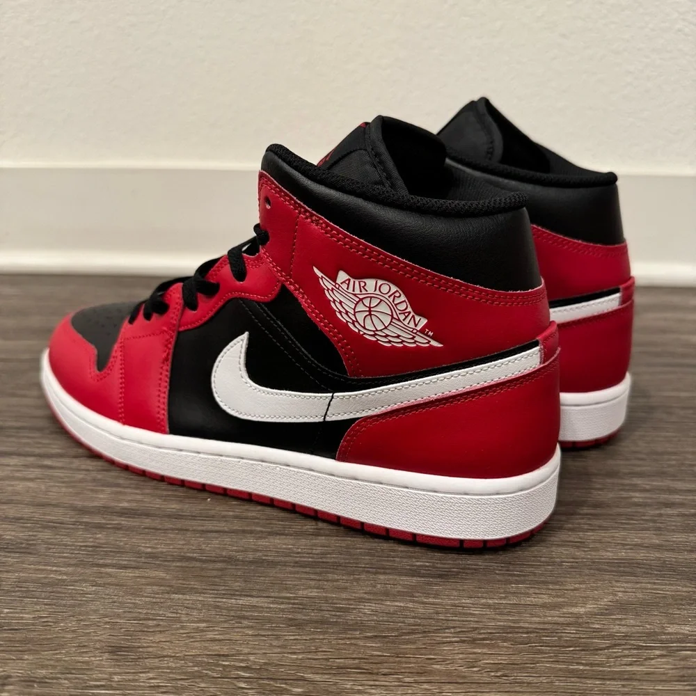 Air Jordan 1 Mid sz 11